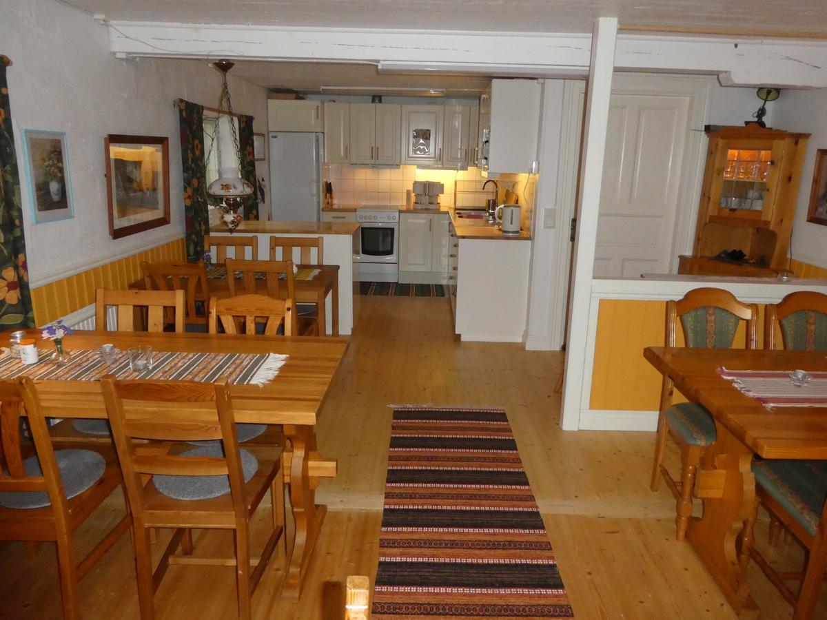 Praestmyrens Vandrarhem Ransäter Esterno foto